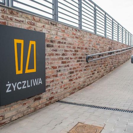 Zyczliwa Centrum Konferencyjno-Sportowe Вроцлав Экстерьер фото